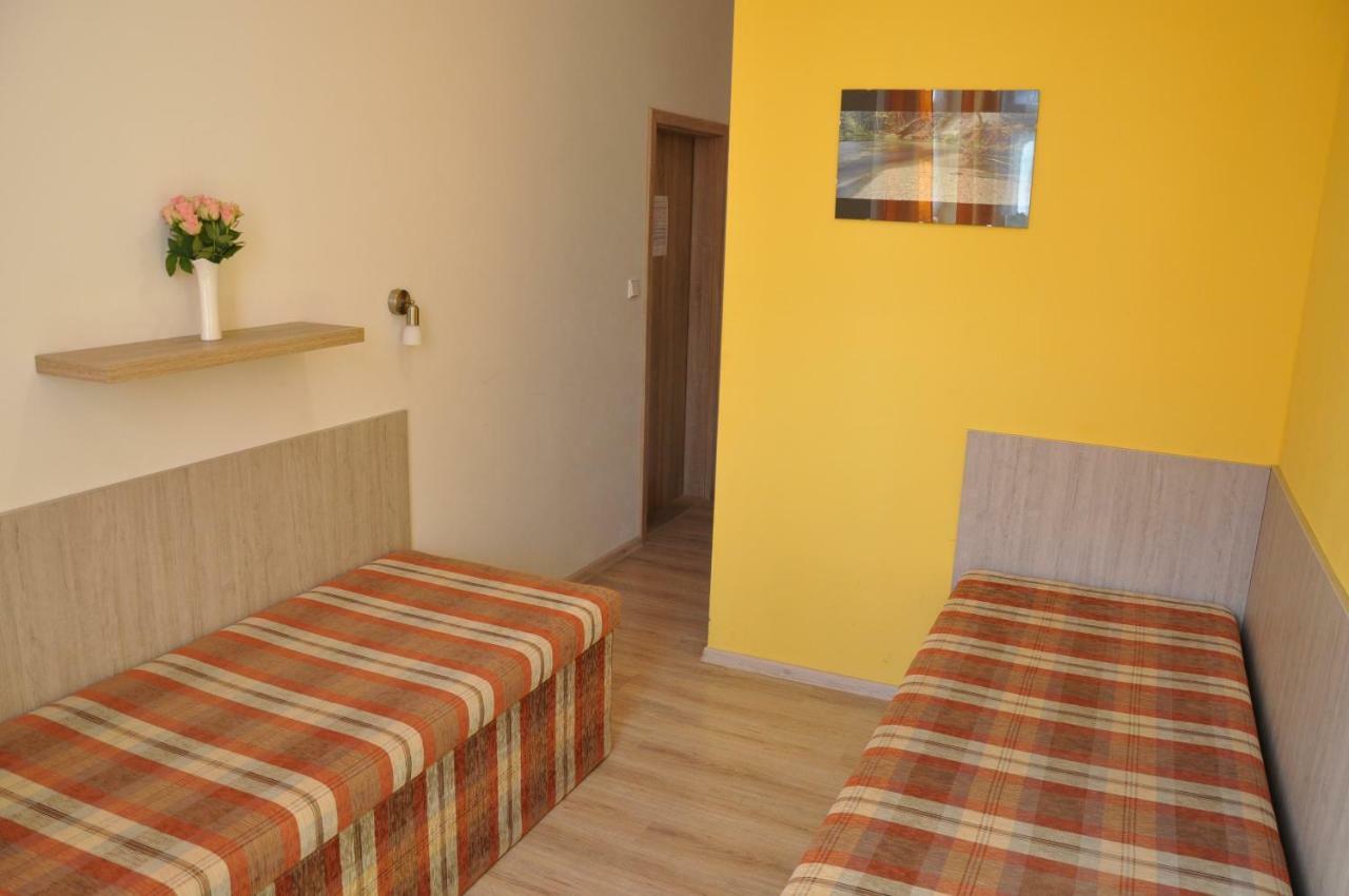 Hotel Дечин Екстериор снимка